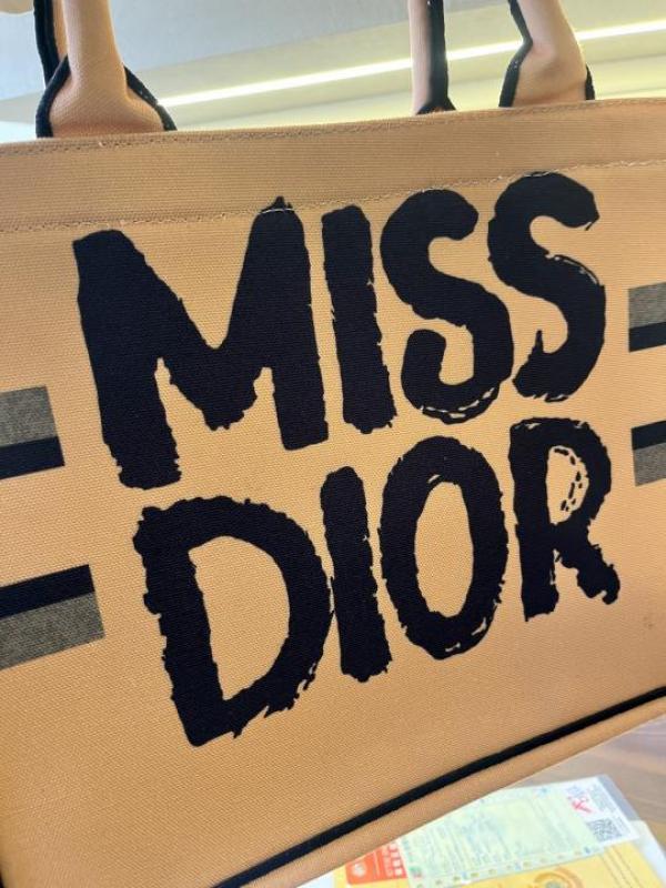 Miss Dior By Christian Dior(Milk_Tea-41cm)(LB)