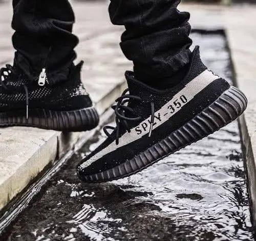Adidas Yeezy Sply 350 V2 Oreo With Full Kit Accessories