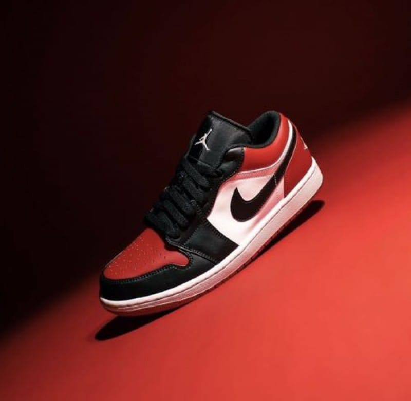 Jordan 1 Low Bred Toe