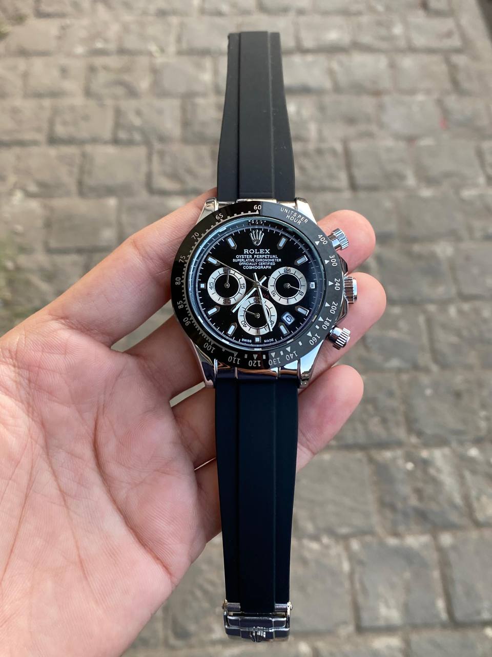Daytona Black Dial Silver Case Silicon Strap Stylish Watch DW0213