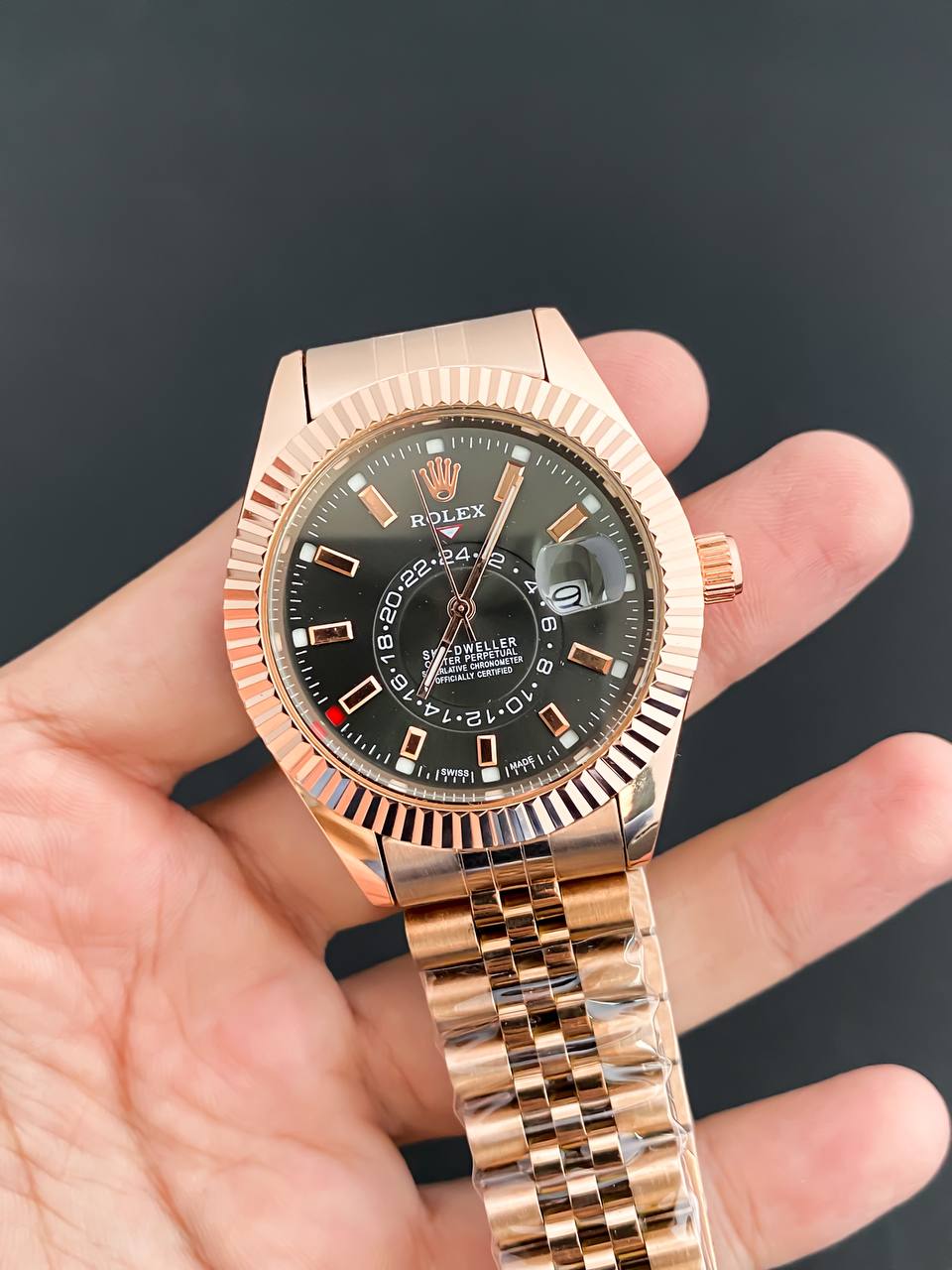 Rose Gold Black Celebrity Edition watch RW0321