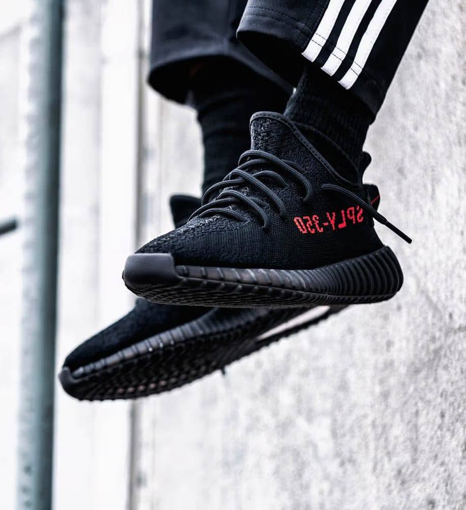 Adidas yeezy sply 350 V2 Black Red With Full Accessories kit