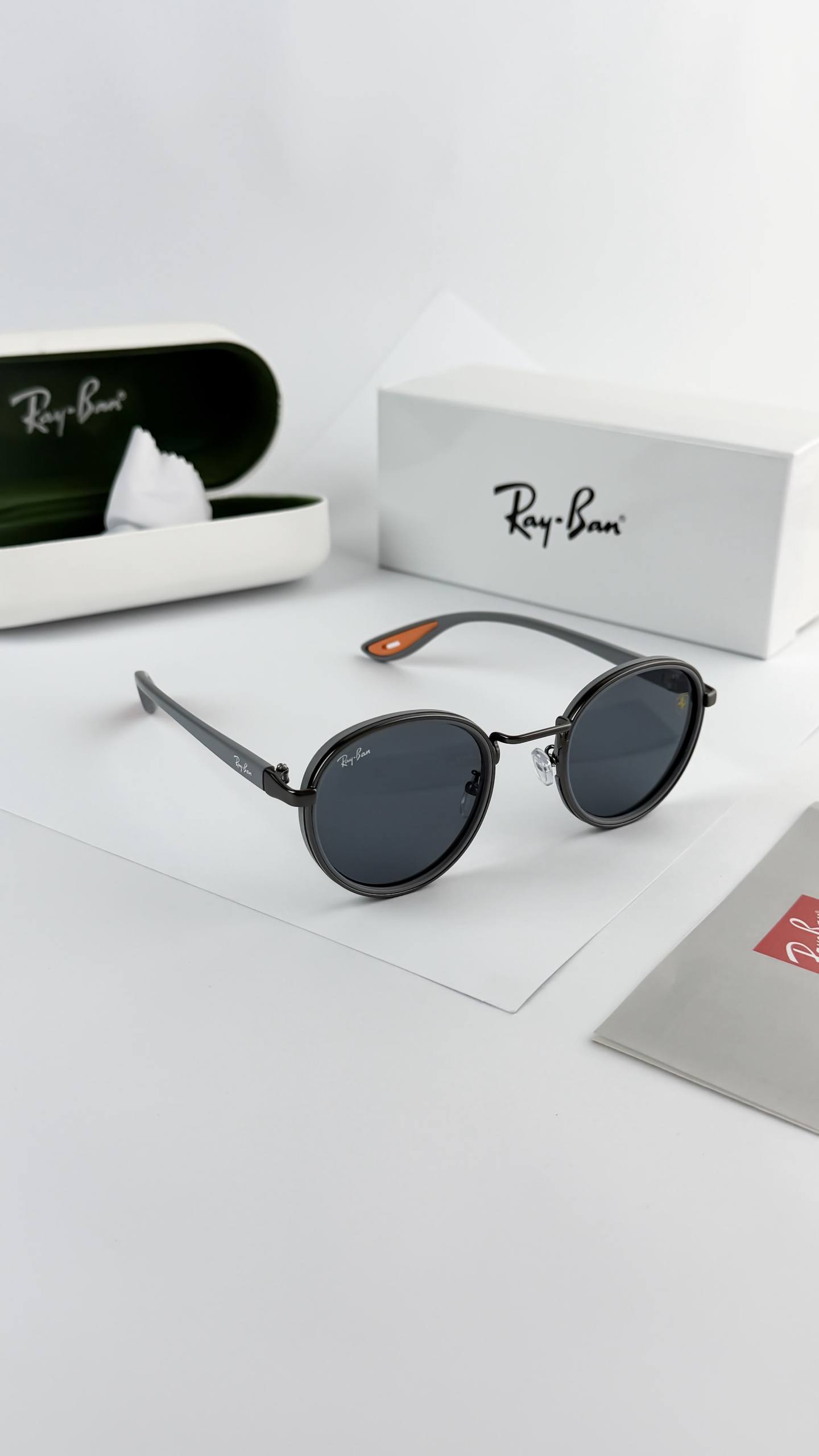 Raybann 02 Luxury Shade