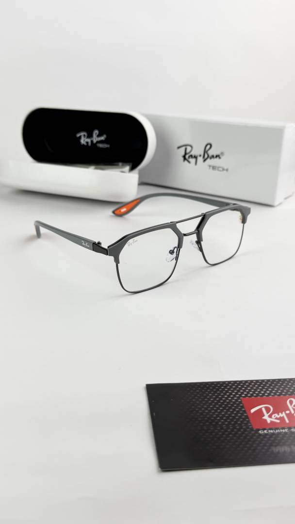 Grey Plano 04 Frame 184