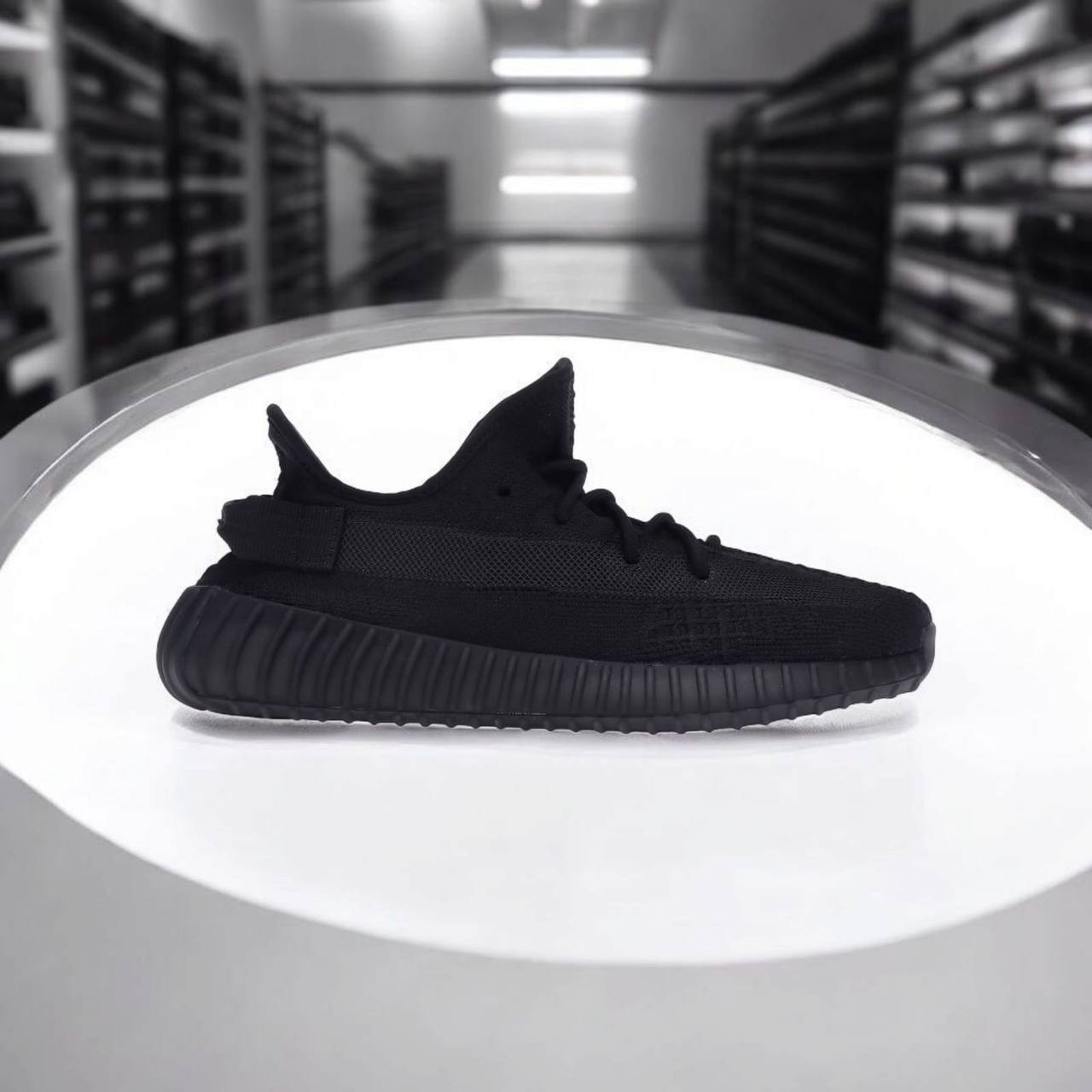 Adidas Yeezy Boost 350 V2 Onyx Full Black with Full Accessories