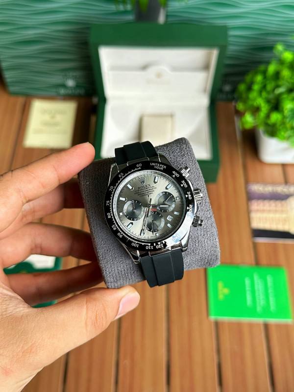 Daytona Grey Dial Black Case Silicon Strap Stylish Watch DW0213