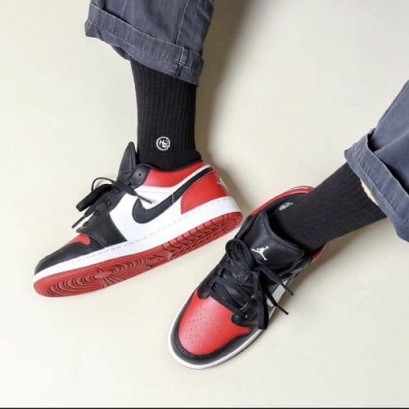 Jordan 1 Low Bred Toe