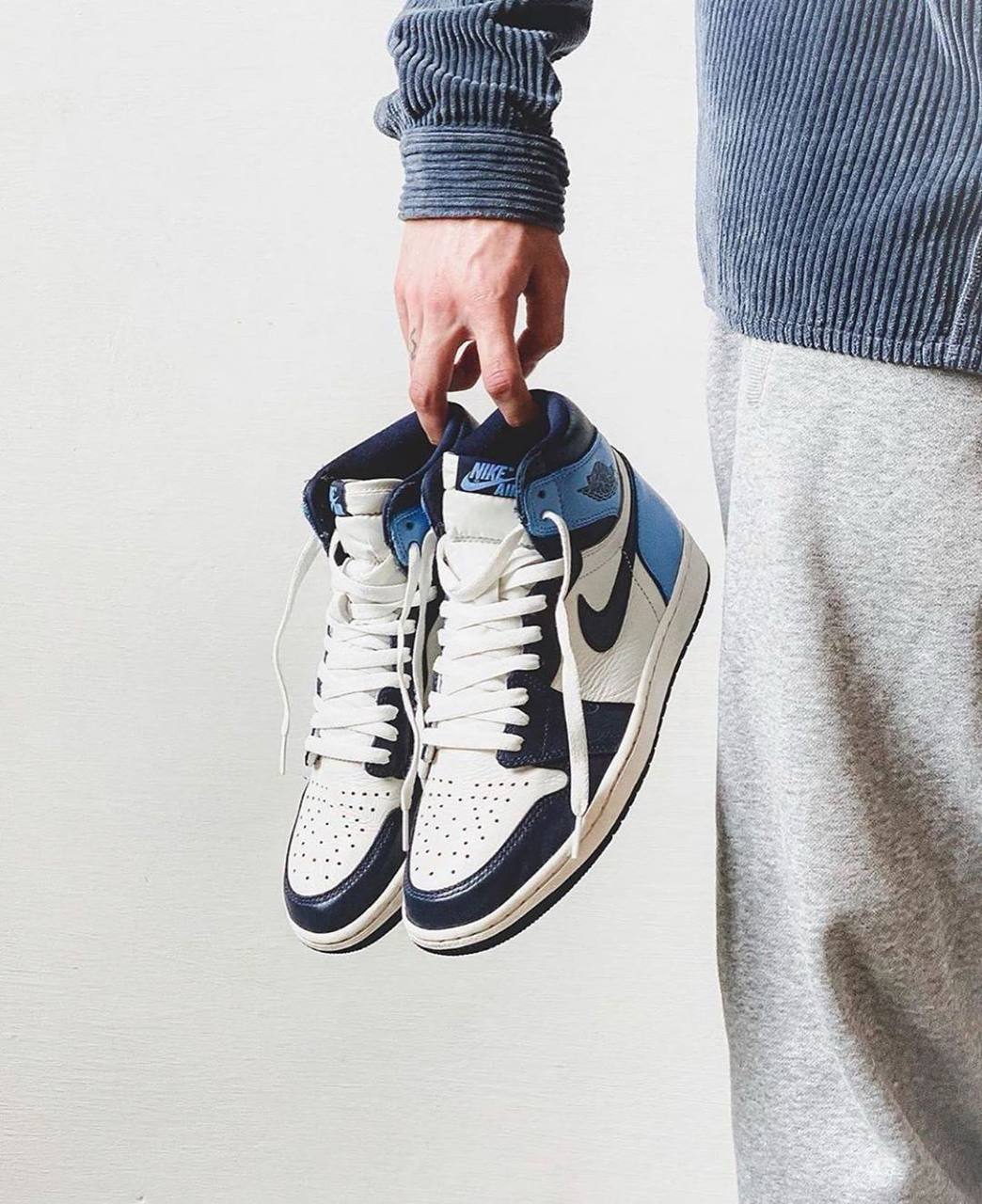Jordan 1 Retro High Obsidian Blue