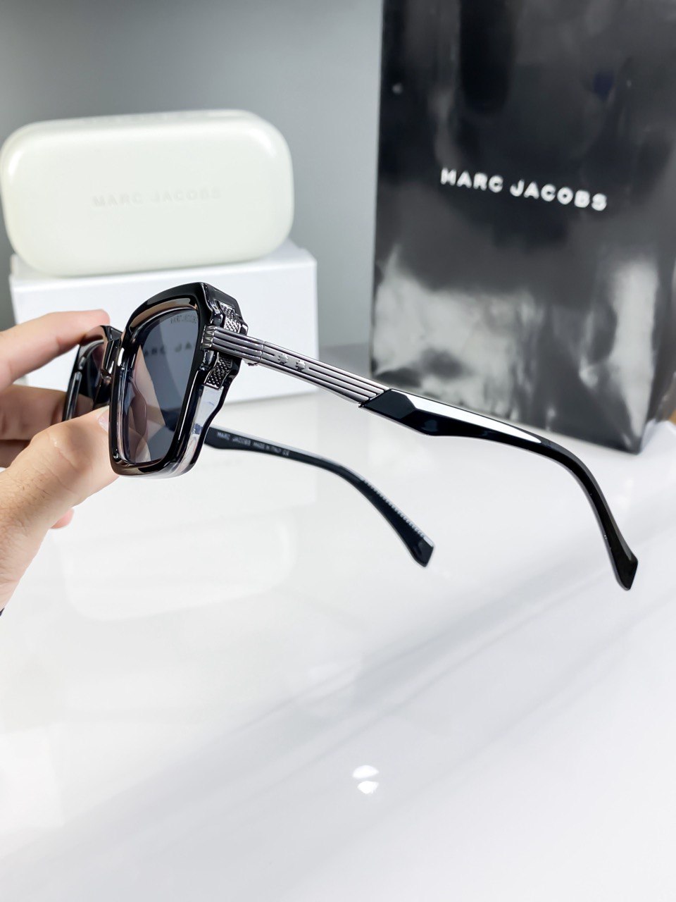 marc Jacobs sunglasses with original kit