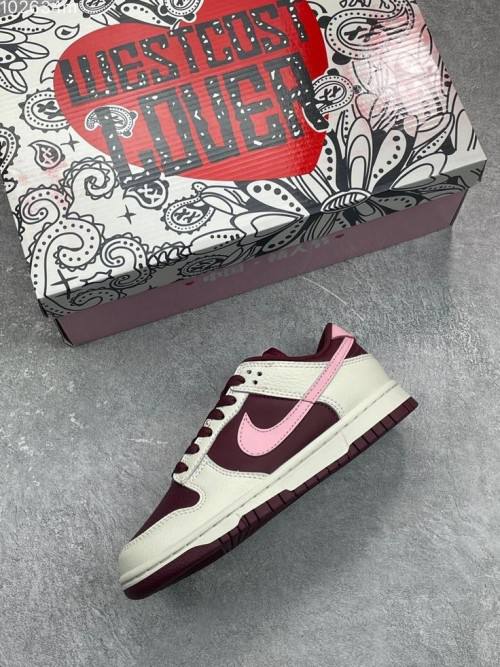 Nike SB Dunk Low Valentine Day