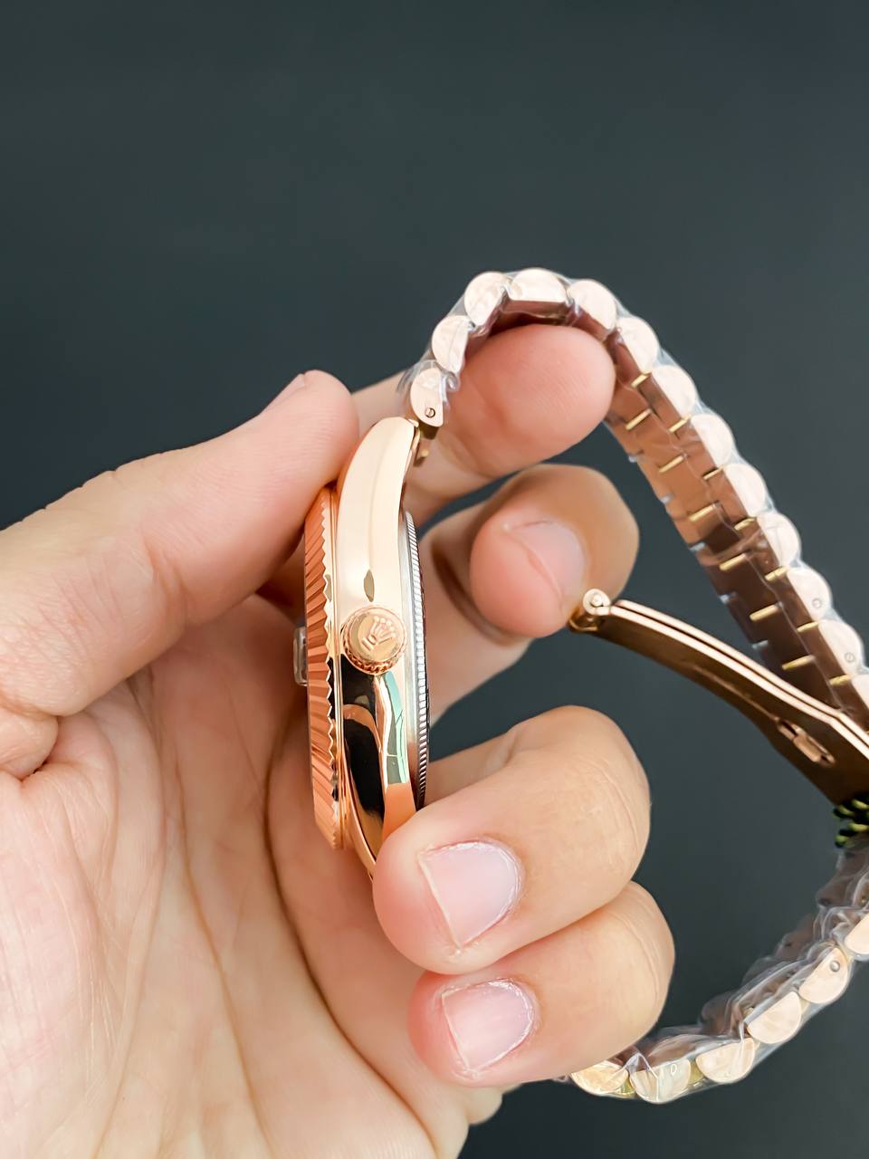 Rose Gold Brown Celebrity Edition watch RW0321