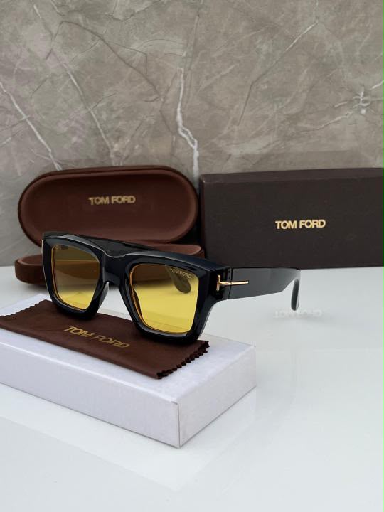 Tom ford Yellow 184 Ultimate Luxury Shade