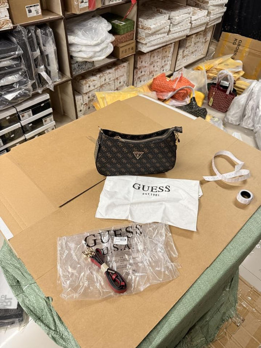 Guess noelle zip shoulderbag(BS)