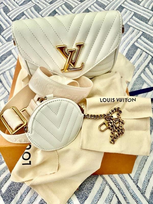 Louis vuitton lv wave multi pochette(BS)