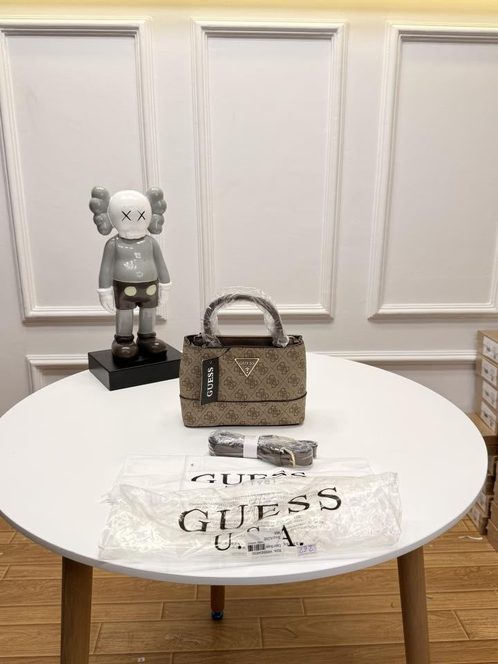 Guess cordelia mini satchel(BS)
