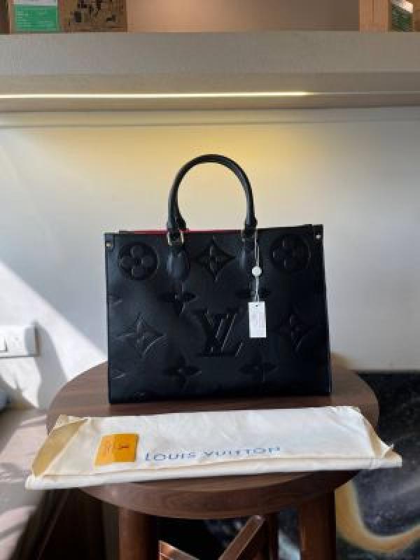 Louis_vuitton on the go premium totebag(BS)