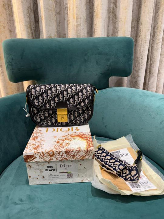 Christian_Dior_Oblique_Monogram_Bag_With_Bill_OG_Box_&_Dust_Bag_78806_Black(LB)