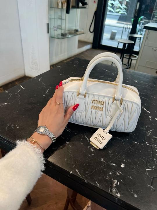 Miu Miu Arcadie White Medium(BU)