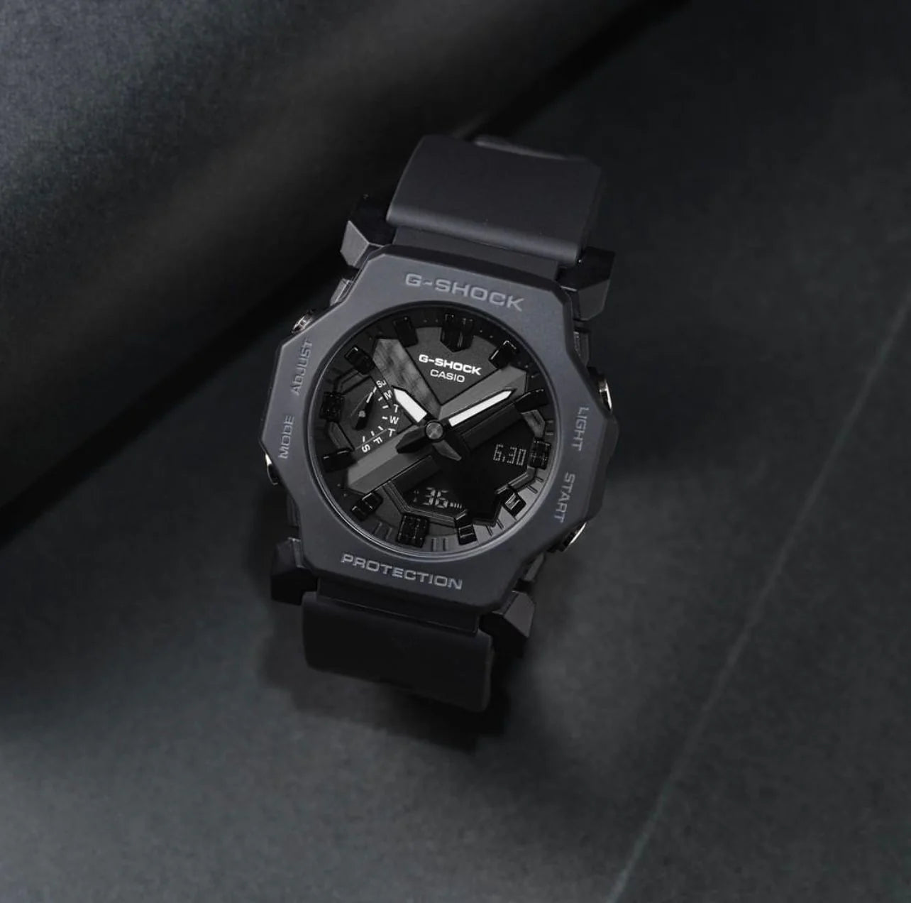 G-shock Gm 2300 Black Watch