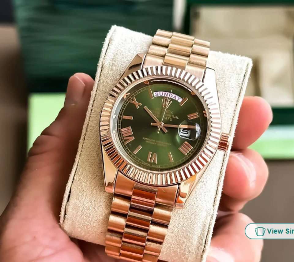 Rose Gold Green Celebrity Edition watch RW0321