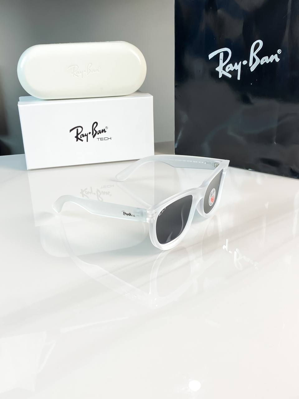 Rayban Revers Sunglass