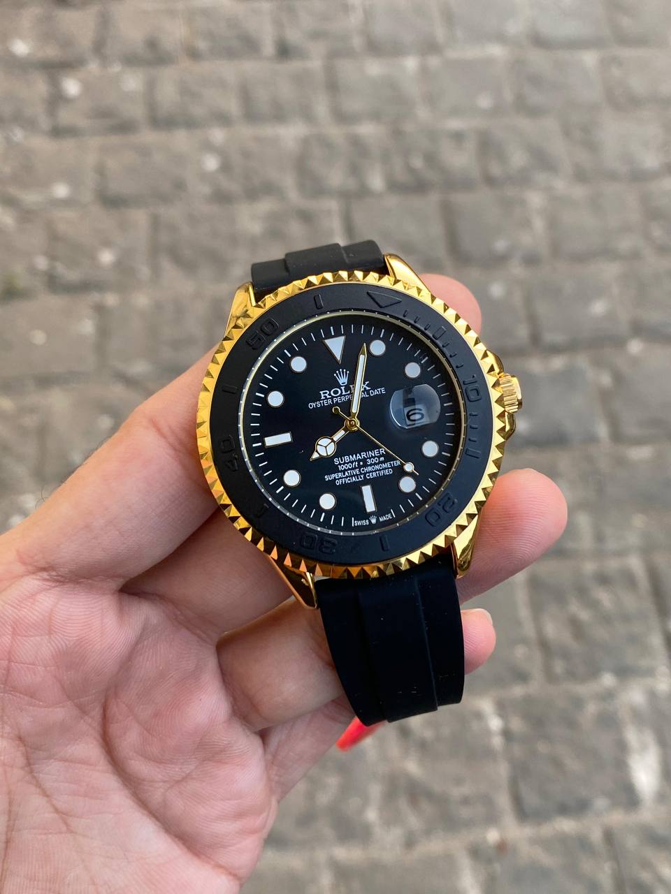 Black Gold Celebrity Edition watch RW321