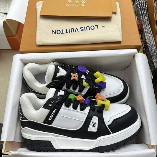 Trainer Maxi Black White