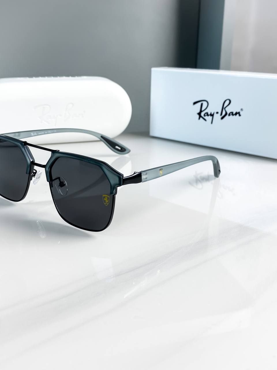 Rayban Grey Black Sunglass
