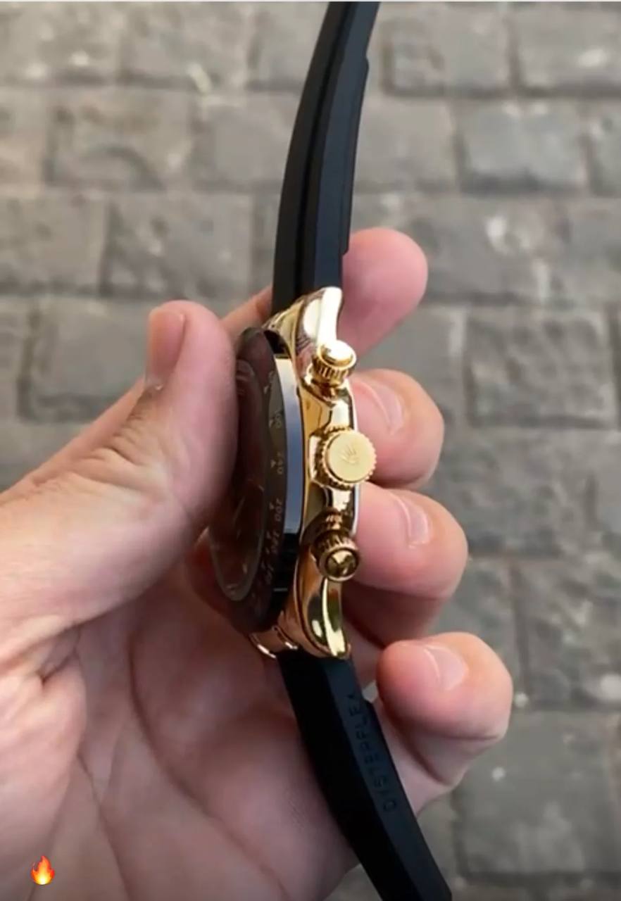 Daytona Black Dial Gold Case Silicon Strap Stylish Watch DW0213