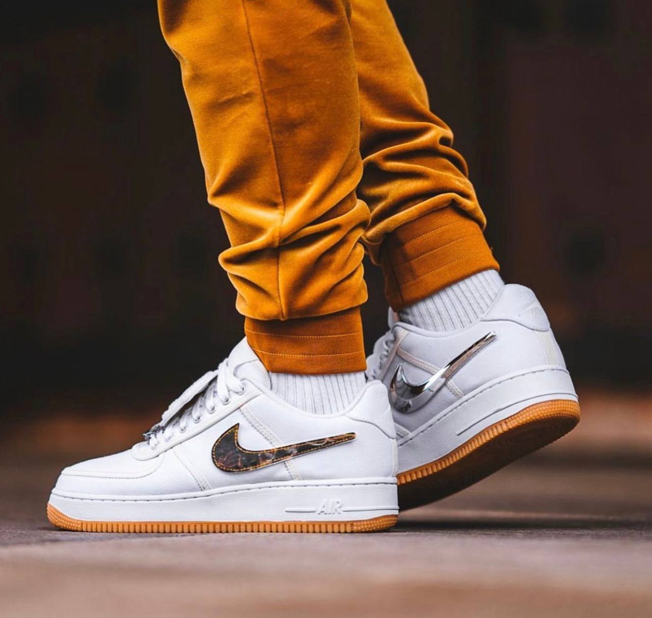 Airforcce 1 Low Travis Scottt Sail