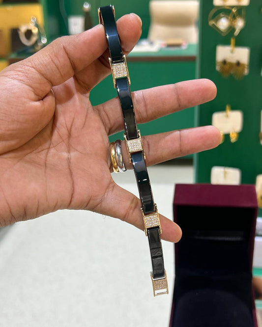 Diamond Fitting Ceramic Bracelet
