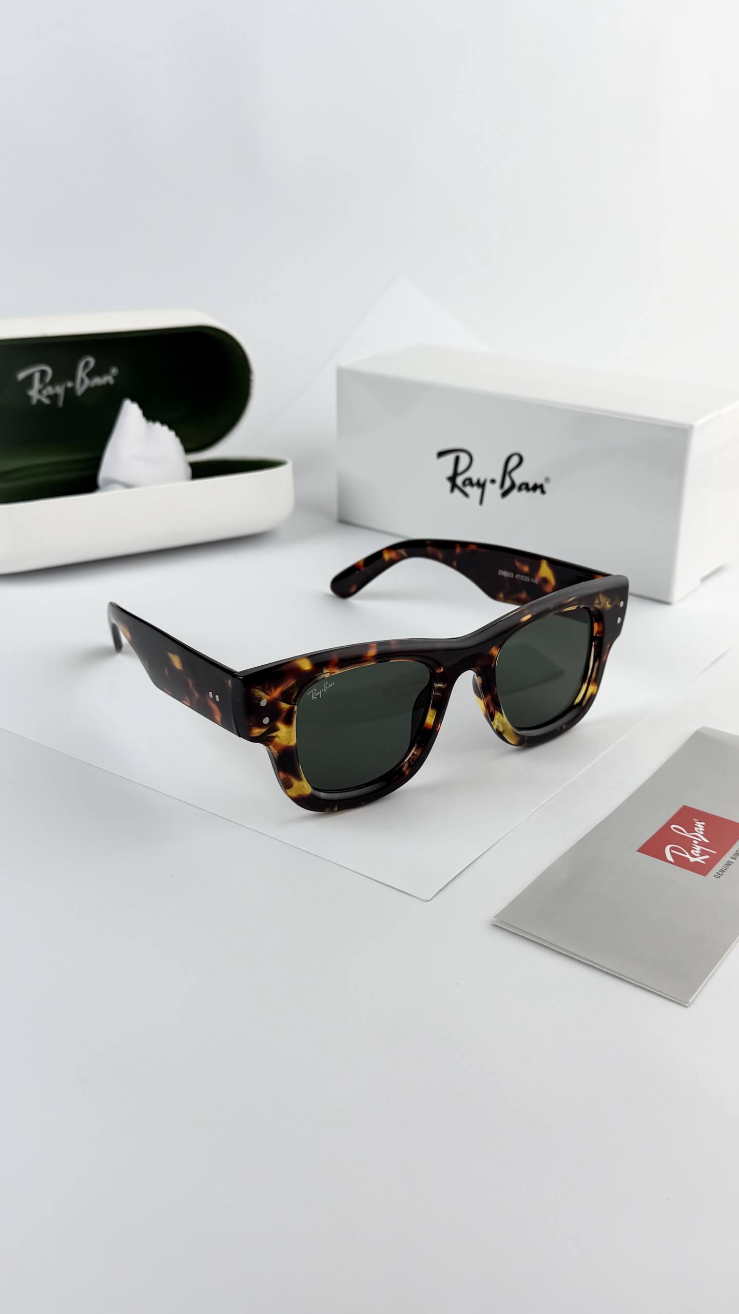 Raybann Tiger Black Ultimate Luxury Shade