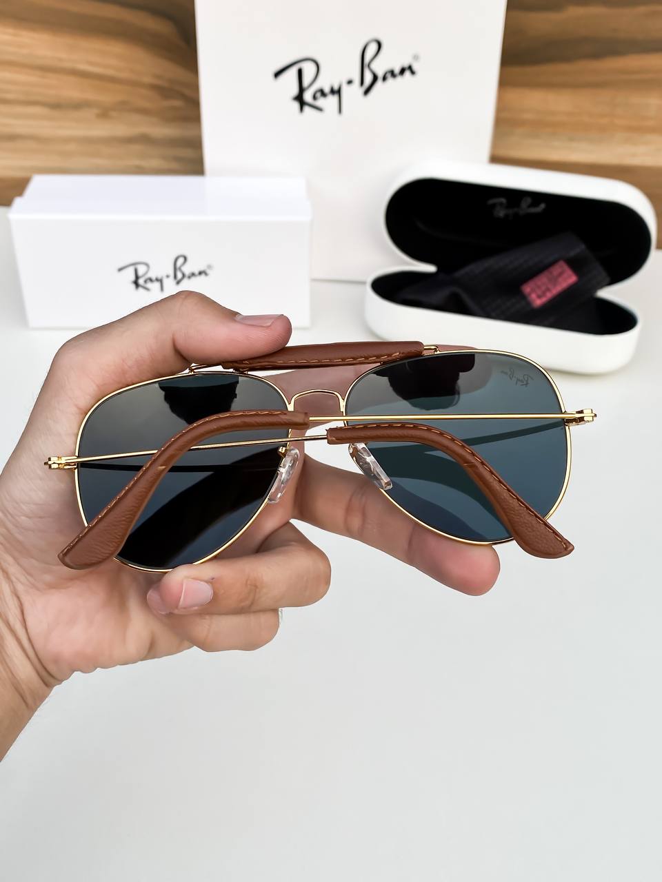 Gold Black 3422 Bar Sunglass