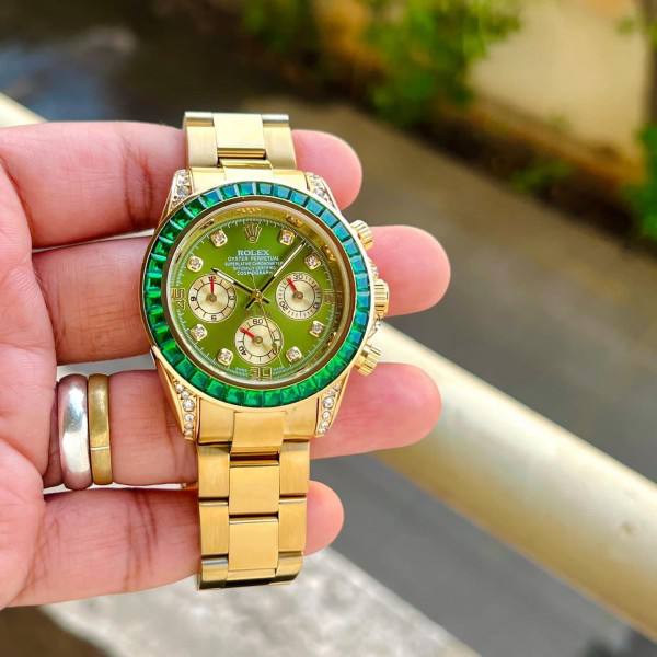 Gold Green Diamond Celebrity Edition watch RW0321