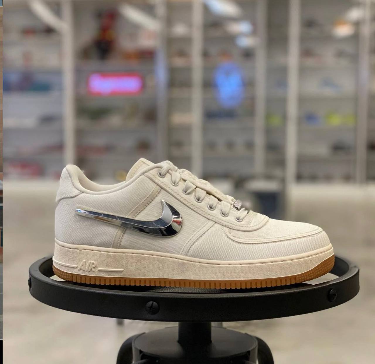Airforcce 1 Low Travis Scottt Sail