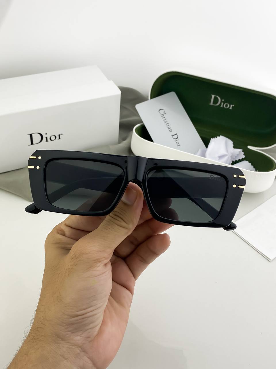 Diorr Black Gold Sunglass