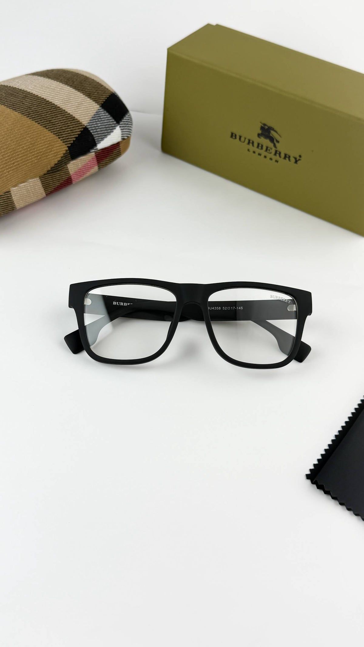 Premium Black Plano Frame 4184