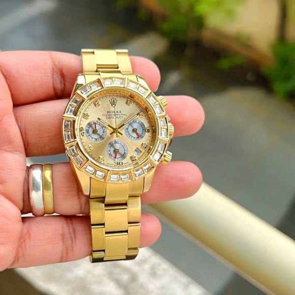 Gold Diamond Celebrity Edition watch RW0321