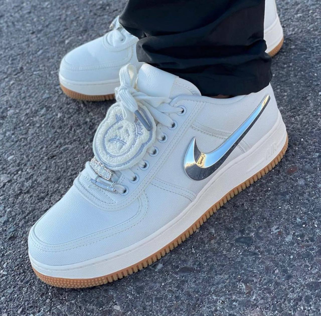 Airforcce 1 Low Travis Scottt Sail