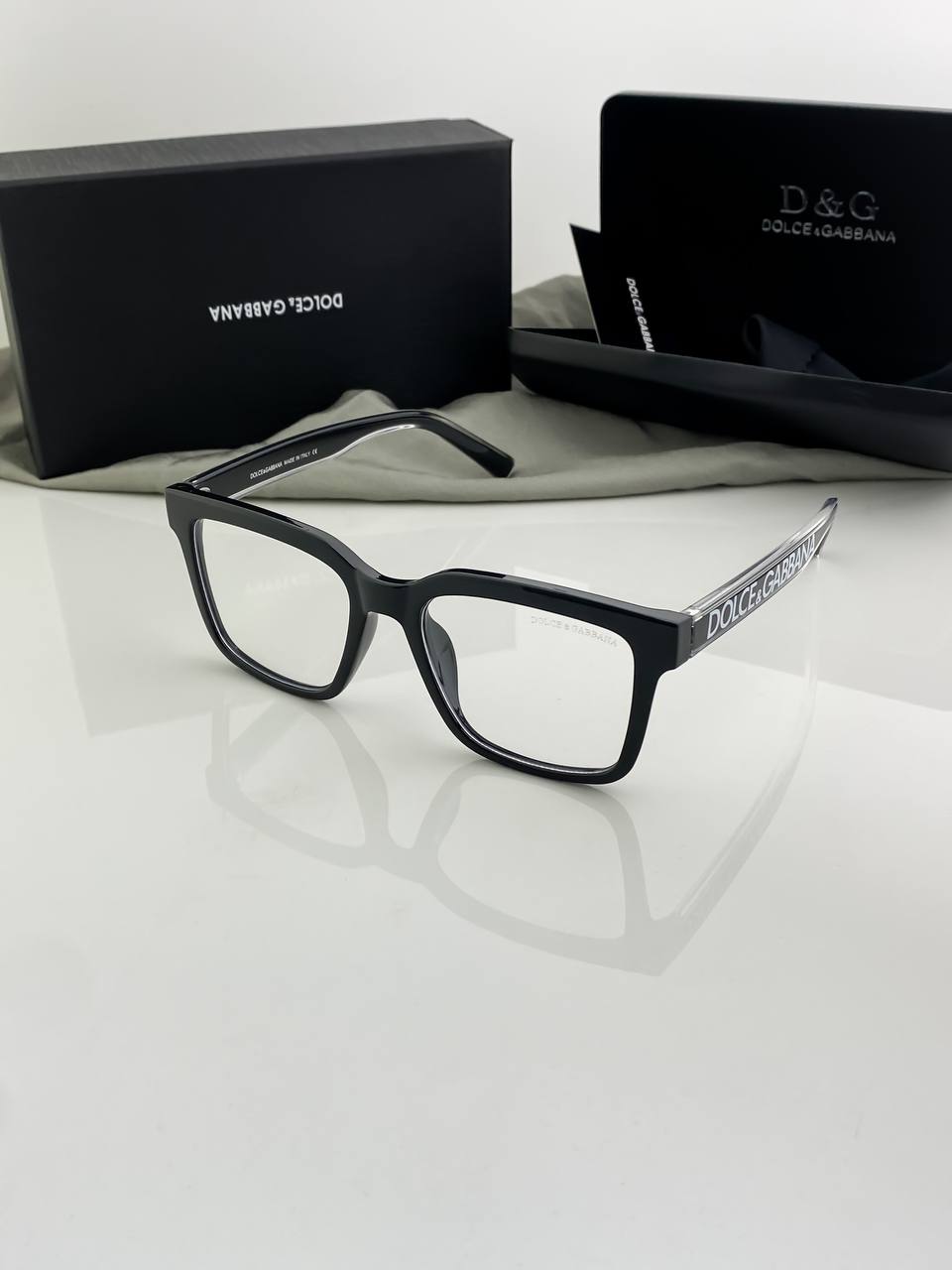 Dolcee And Gabbana Frame