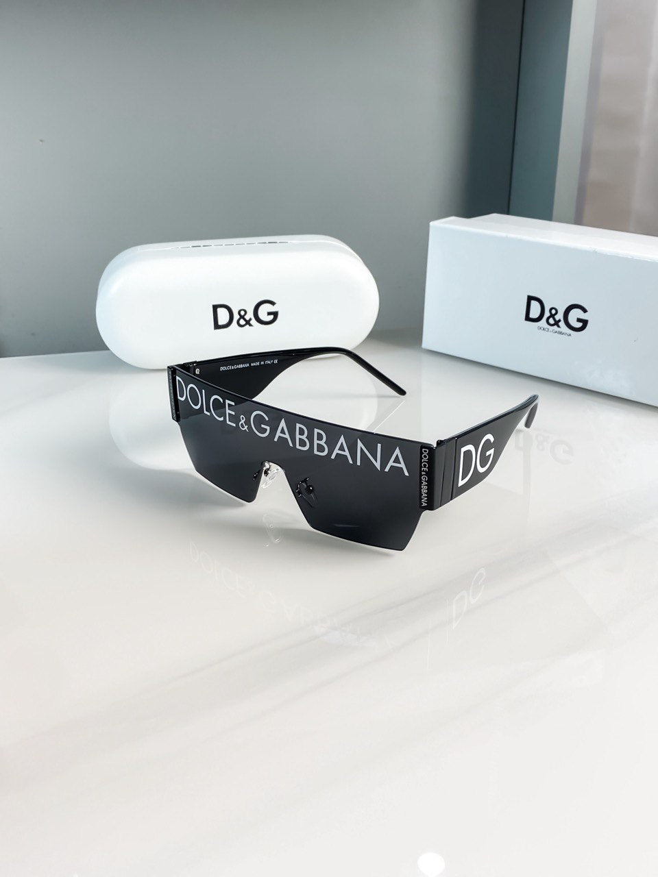 Dolce and gabbana Sunglass