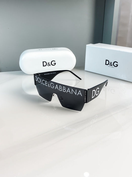 Dolce and gabbana Sunglass With Orignal kit
