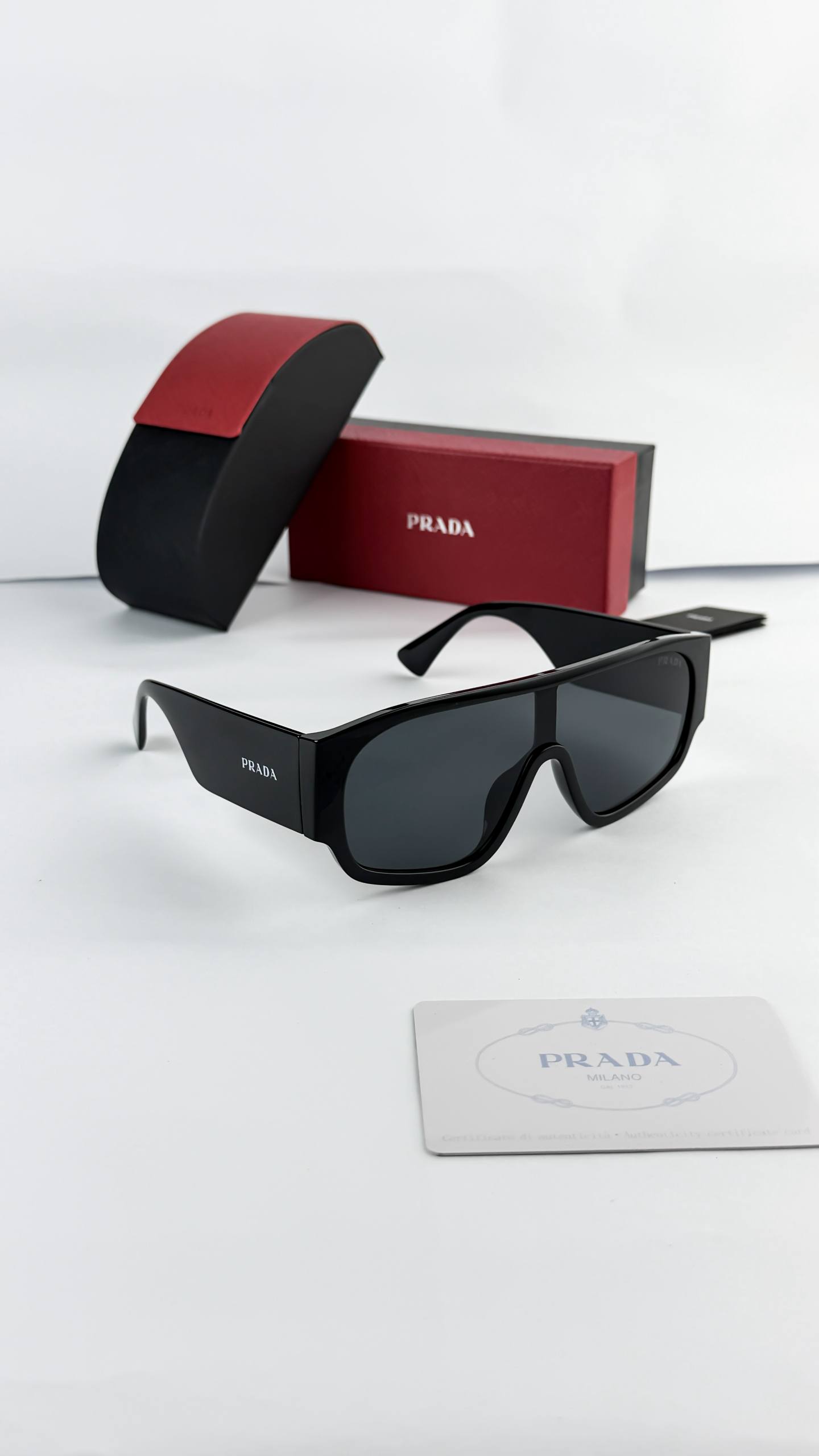 Pradaa Black Big Ultimate Luxury Shade