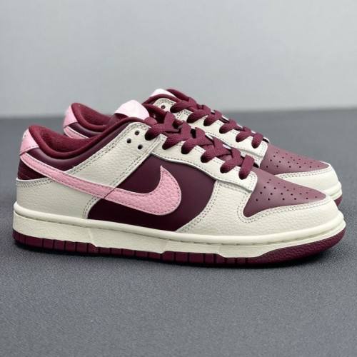 Nike SB Dunk Low Valentine Day
